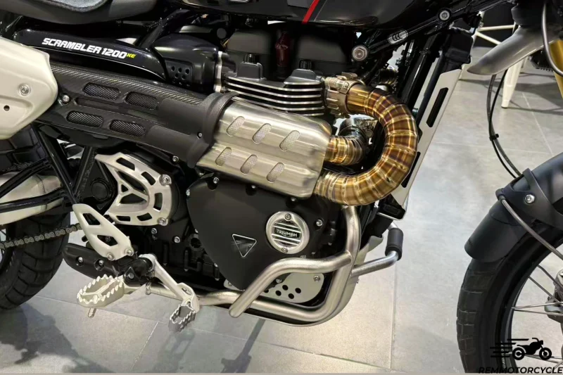 Collecteur demi-ligne d'échappement titane Triumph Scrambler 1200