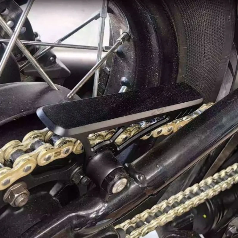 Protège chaine CNC Triumph Bobber