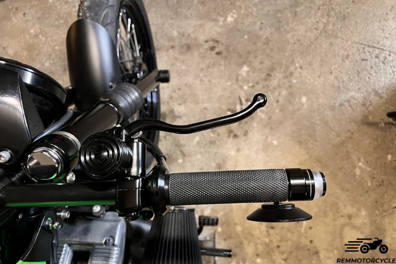 Leviers frein + embrayage commodos intégrés Remmotorcycle