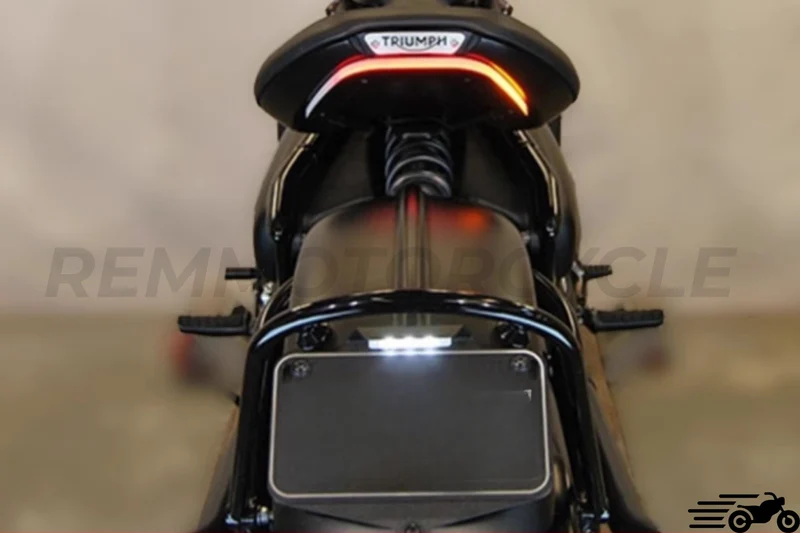 Support de plaque garde boue long origine Triumph Bobber