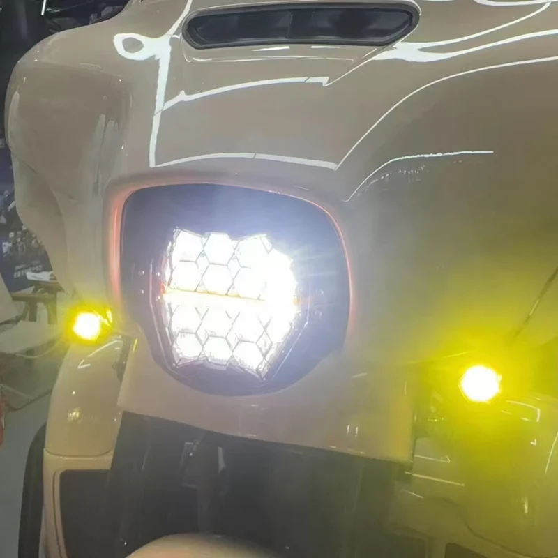 Phare LED en nid d’abeille pour Harley Street Glide