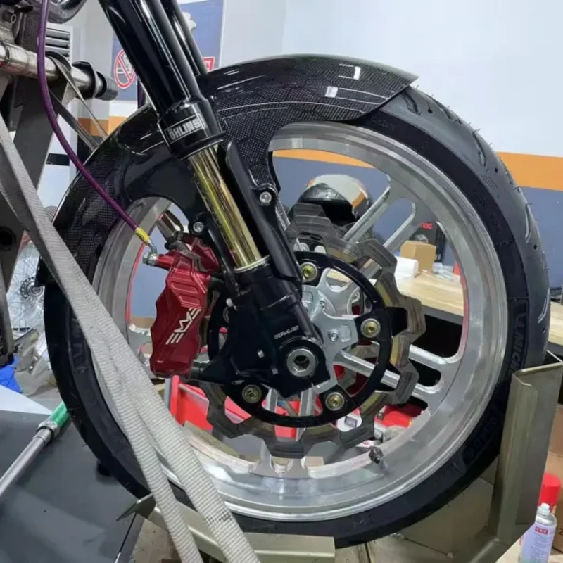 Jantes en alu sur mesure pour Triumph Bobber