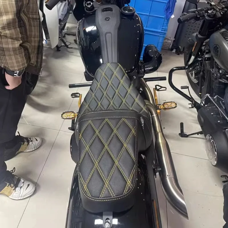 Selle personnalisée Harley Softail 2018+ – Confort & style