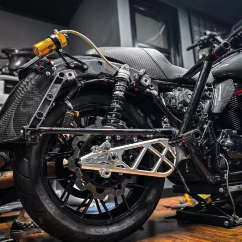 Bras oscillant aluminium Harley Touring 2014+