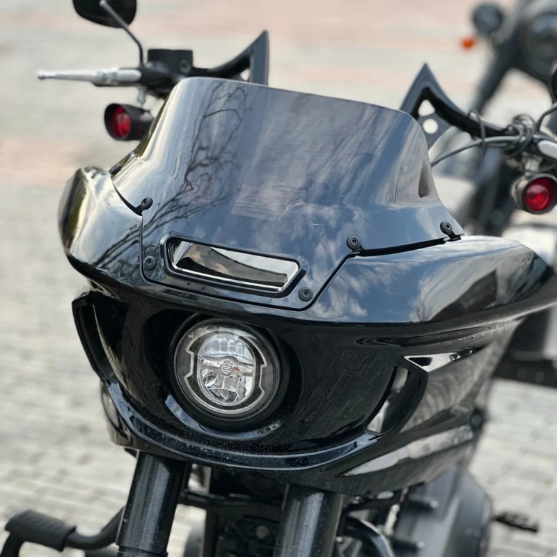 Carénage ST Club Style avec audio Harley Softail 2018+