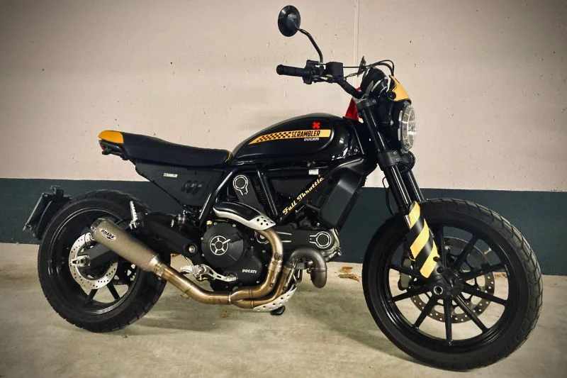Plaques latérales Ducati Scrambler 800