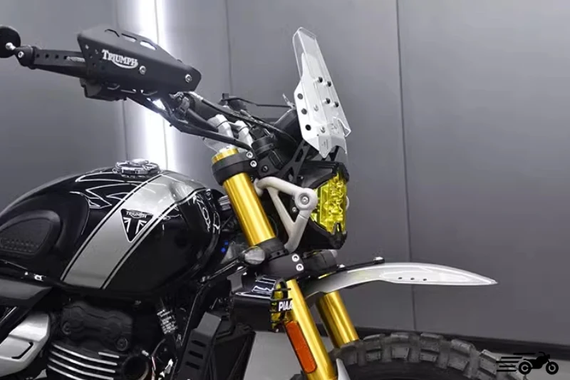 SECOND MAIN Phare OFFROAD Type BAJA Scrambler 400X