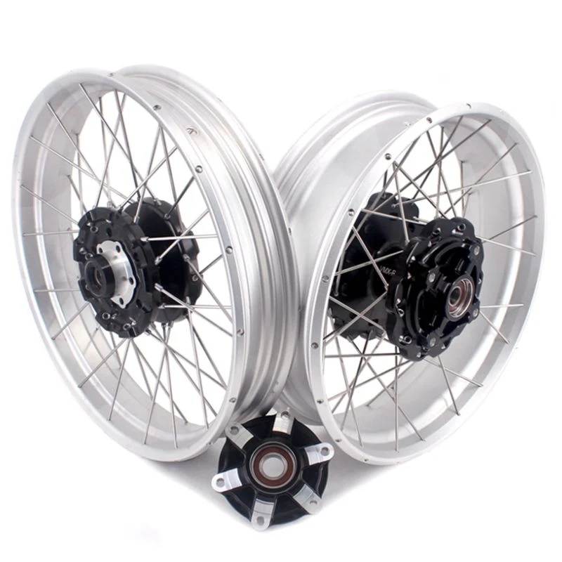 Paire de jantes à rayon tubeless Triumph T100 T120