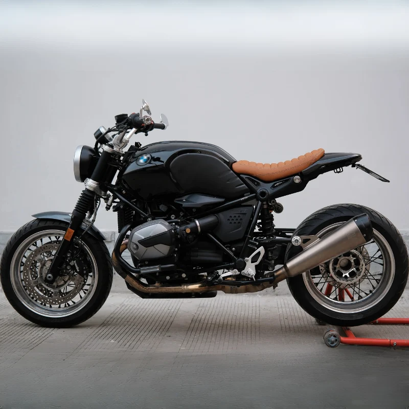 Selle courte + capot de selle BMW R Nine T