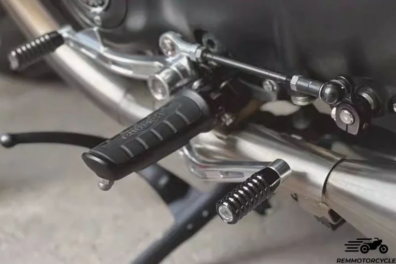 Double sélecteur de vitesse Triumph Bobber