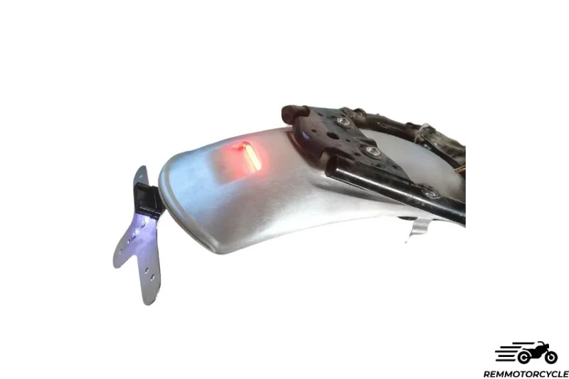 Garde boue arrière éclairage LED Intégré + Support de plaque