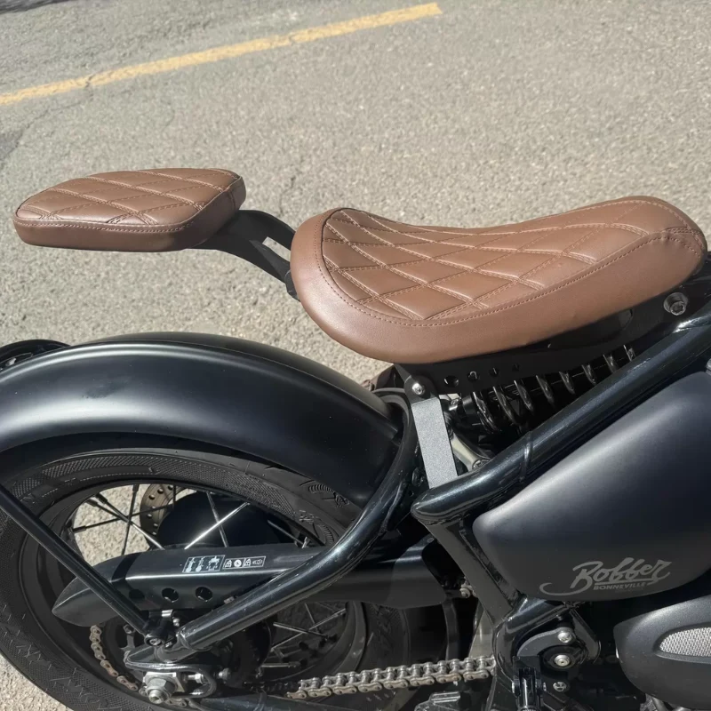 Selle solo + duo Triumph Bobber