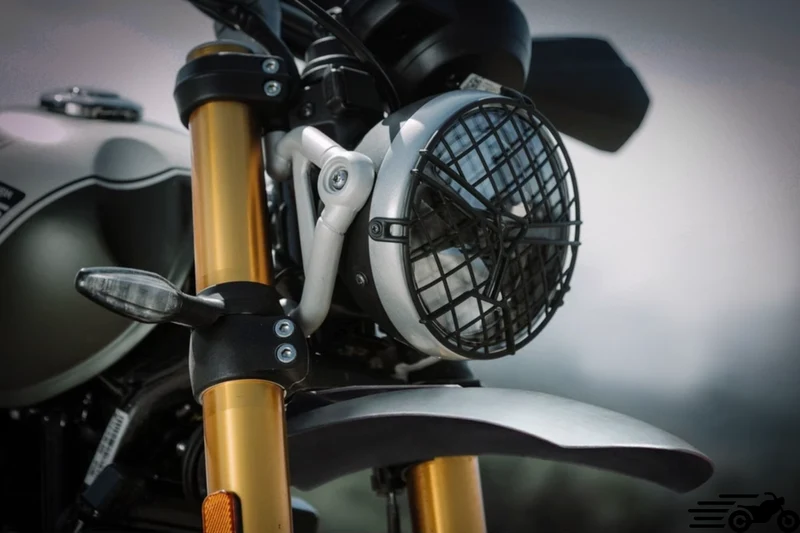 garde boue Triumph Scrambler 400X