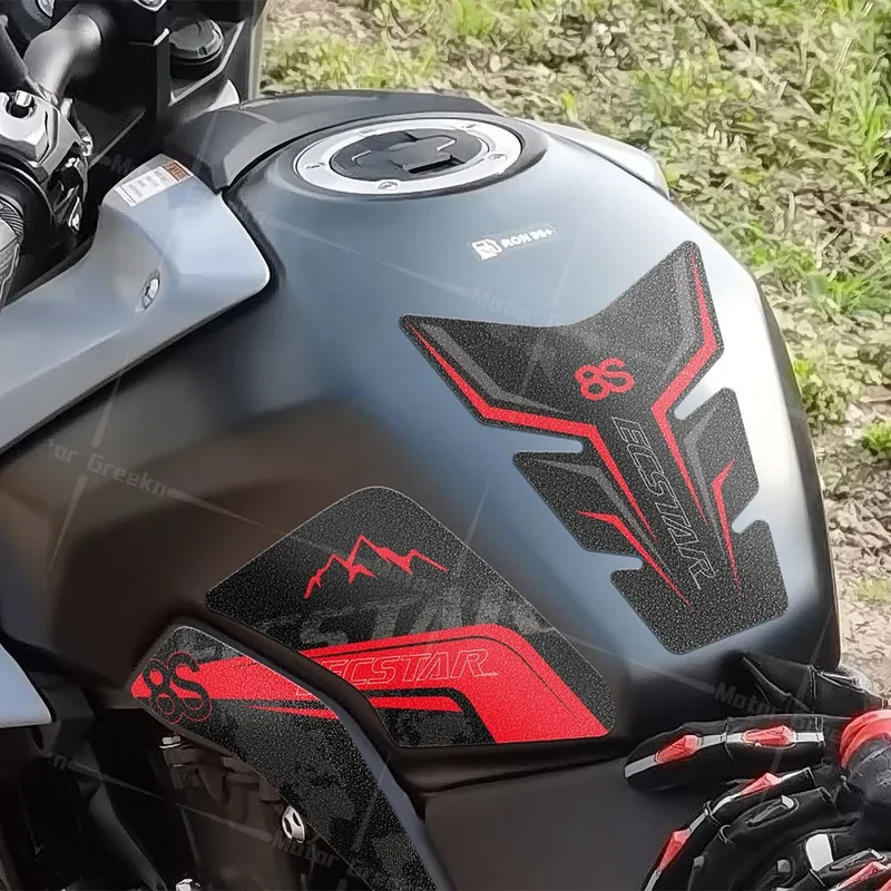 For GSX8S GSX-8S GSX 8S gsx 8s gsx-8s 2023 2024 Motorcycle Frosted Fuel Tank Sticker Protector Pad Decals Accessories