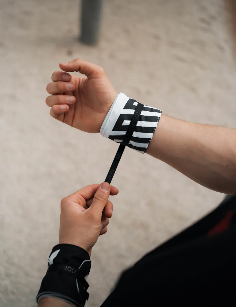 Light Wrist Wraps
