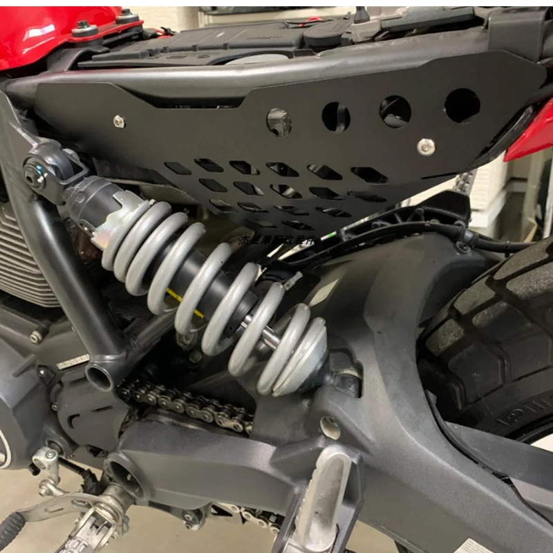 Caches latéraux aluminium DUCATI Scrambler 800