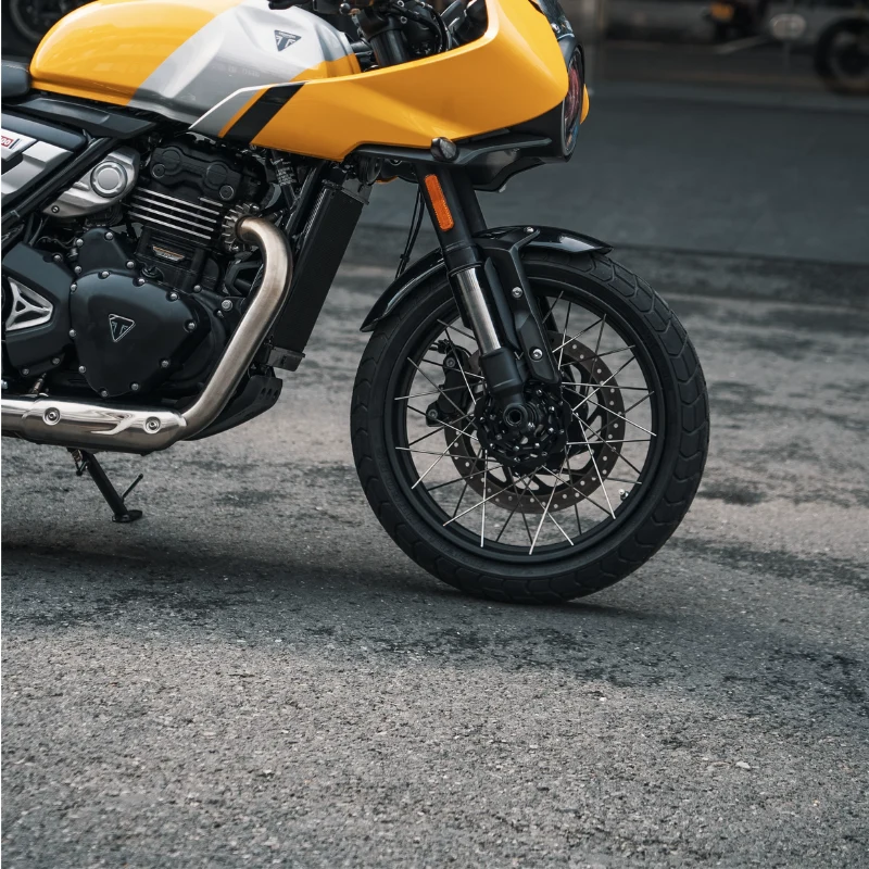 Jantes rayons 17" tubeless Triumph Thruxton 400