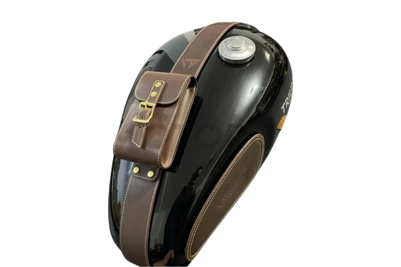 Set cuirs réservoir Triumph Bobber