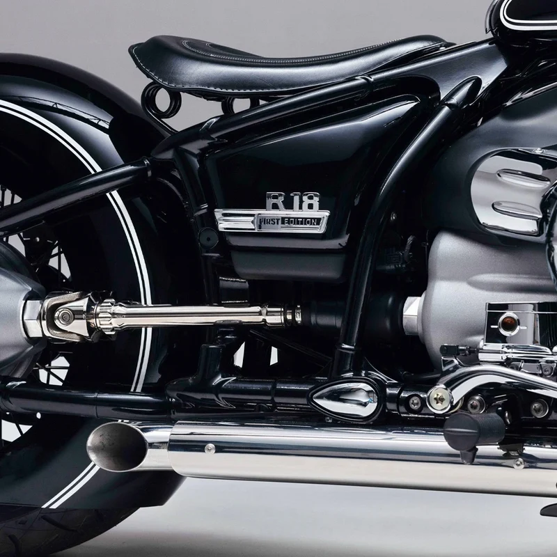 Short GP Bobber Slip Ons Mufflers Tail Pipe Slip-On Exhaust System Fit For BMW R18 100 Year R18B R 18 B/Classic/Transcontinental