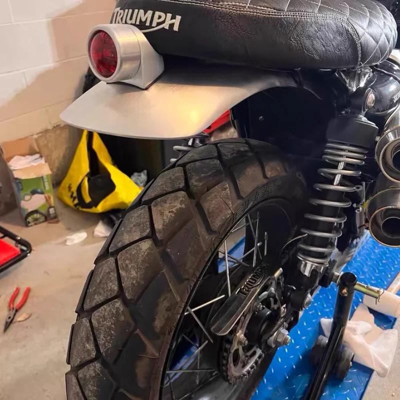 Garde-boue arrière court alu – Triumph CLASSIC