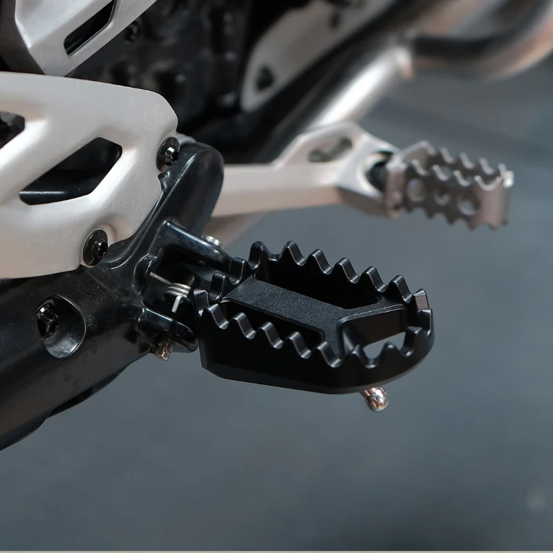 Repose-pieds CNC aluminium – Scrambler 1200 XC/XE/X