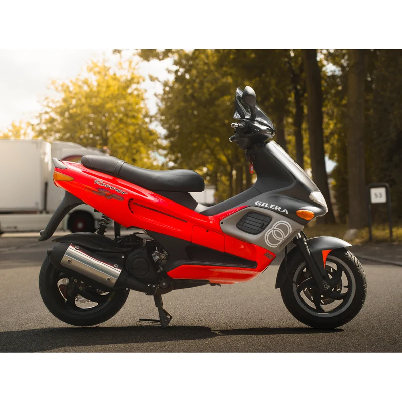 Kit carrosserie modèle origine Fluo Rosso / Opaco Gilera Runner SP 50-180cc 2 Temps