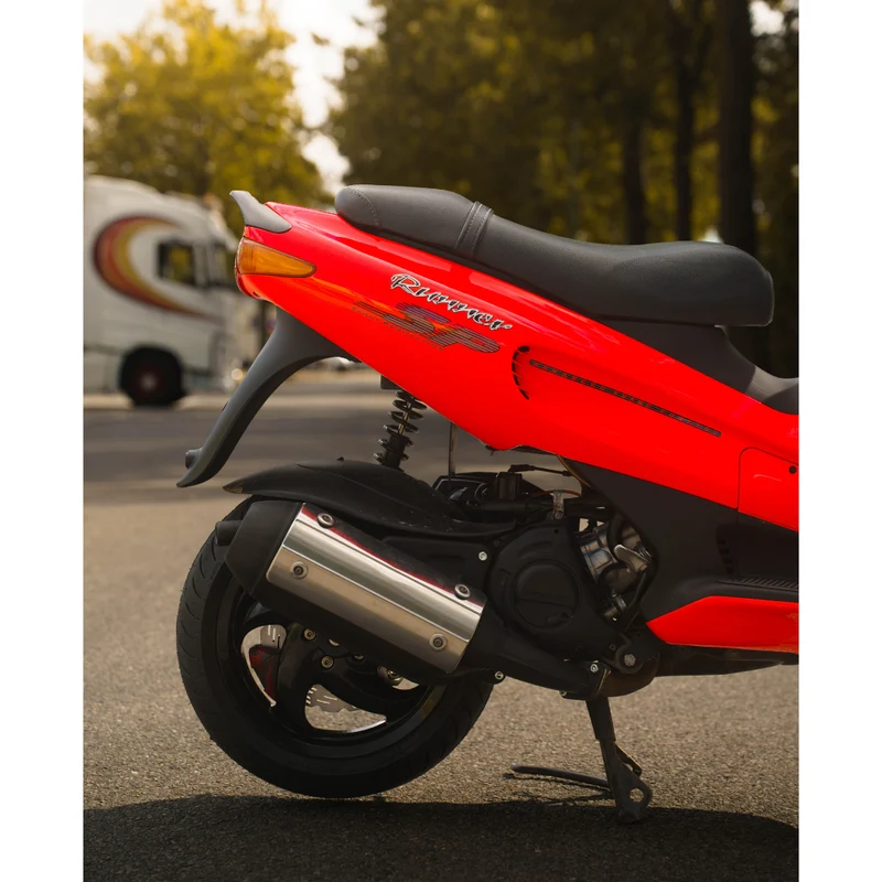 Kit carrosserie modèle origine Fluo Rosso / Opaco Gilera Runner SP 50-180cc 2 Temps