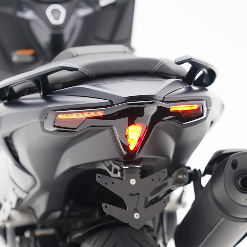 Tapas tulipa de intermitente y luz trasera Yamaha T-Max 560 PHASE 2 22-26 BCD