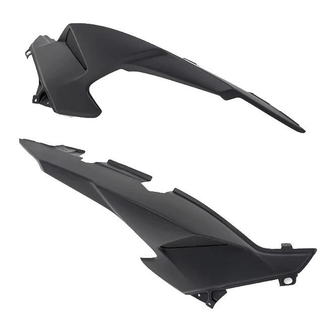 Tapas laterales traseras con asidero pasajero Yamaha T-Max 560 >2022 BCD