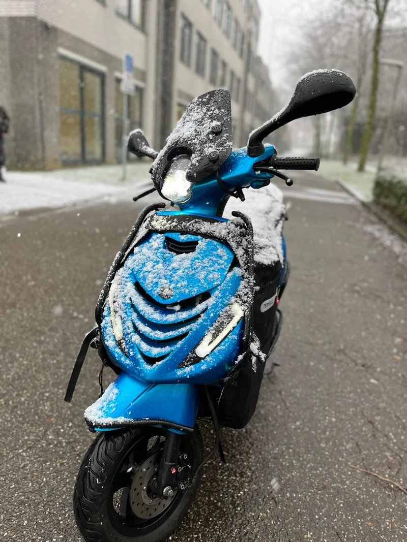 Kit carrosserie SP Piaggio Zip Ice Candy Blue