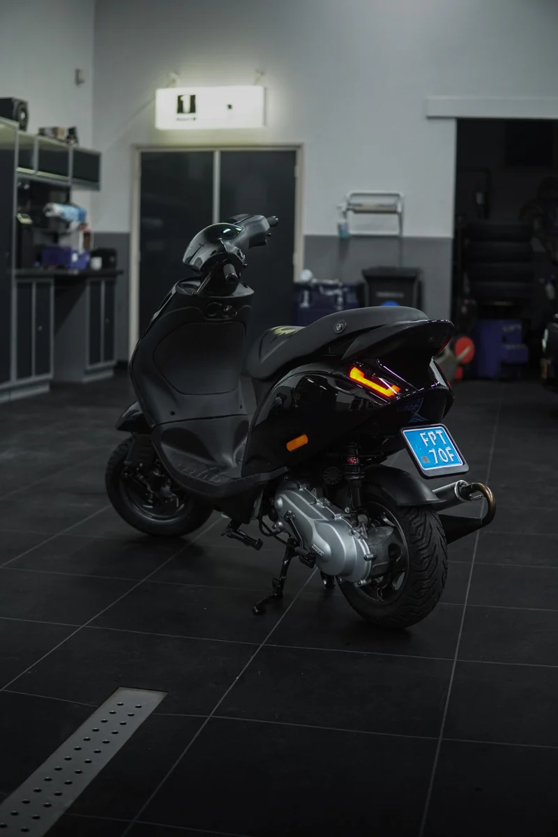 SP Carrosserie Piaggio Zip Noir Brillant