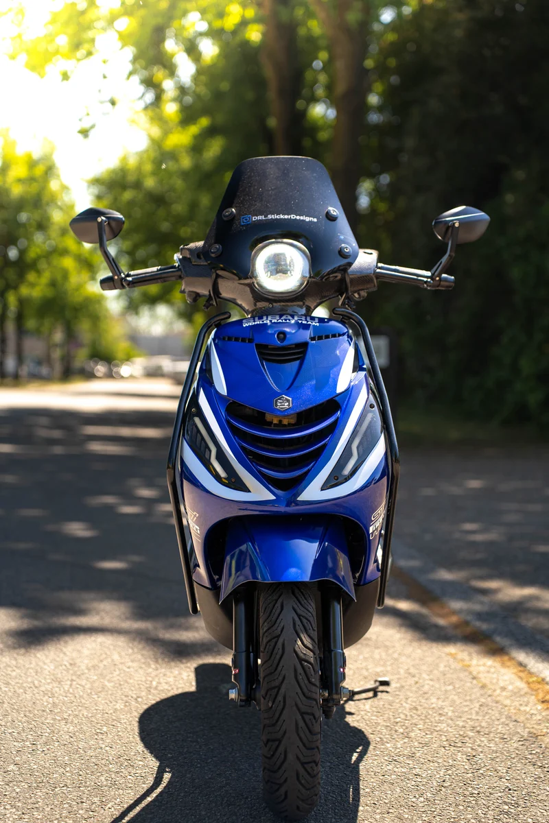 Clignotant LED Alpha Look Piaggio Zip Avant pour Flow/Matrix