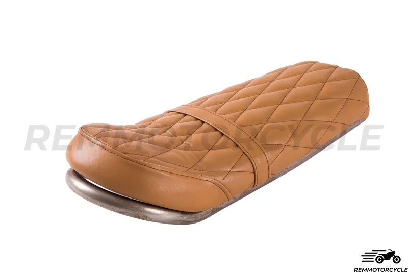 Selle en Cuir Camel type 2 relevée Diamant avec boucle