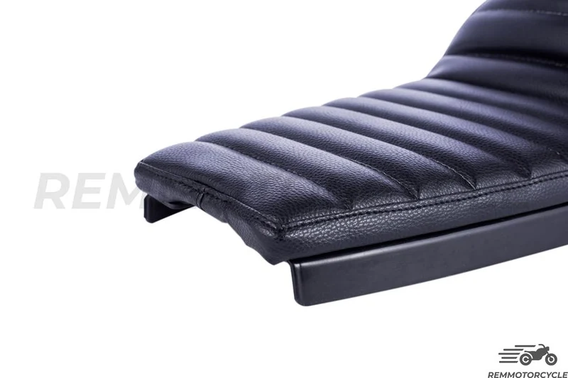 Selle Noir Coque Noir courte