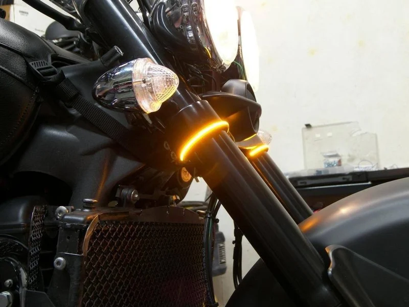 Clignotants Fourche LED pour 39 à 58 mm