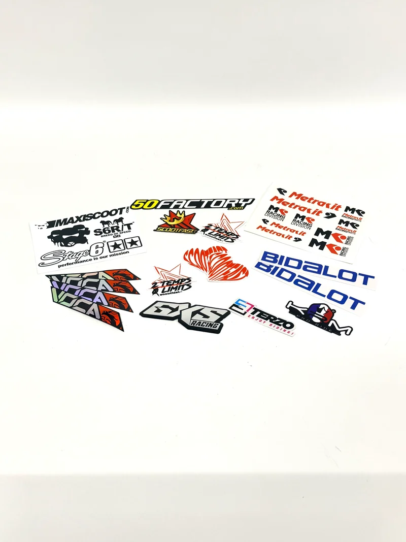 Pack de 10 stickers des marques les plus connues