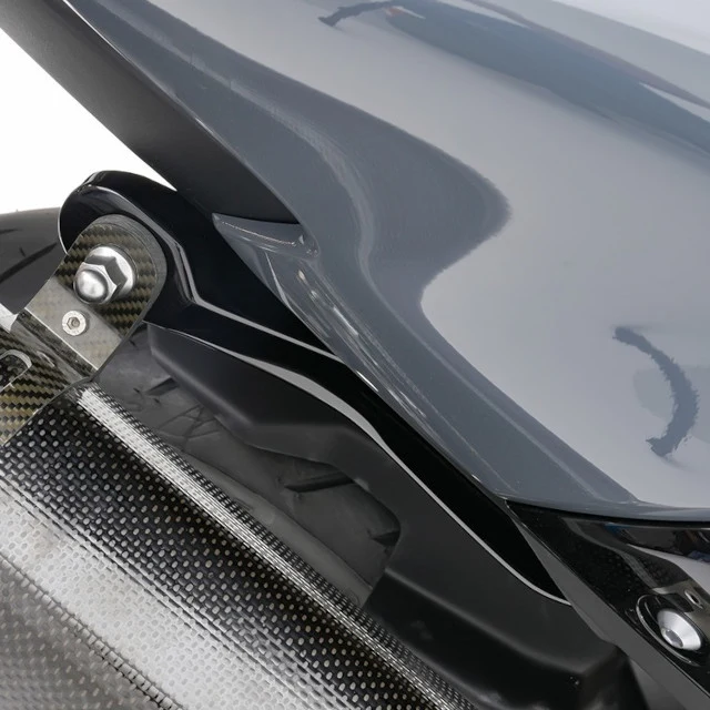Tapa soporte de escape Yamaha T-Max 560 BCD