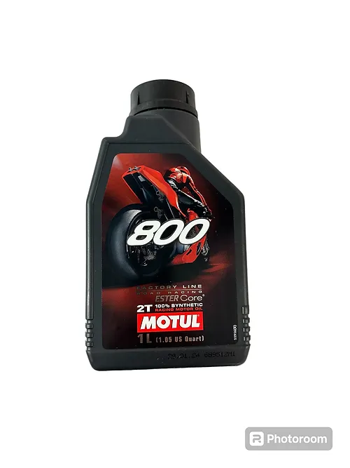 Huile Motul 800 2T – Protection & Performance moteur 2 temps