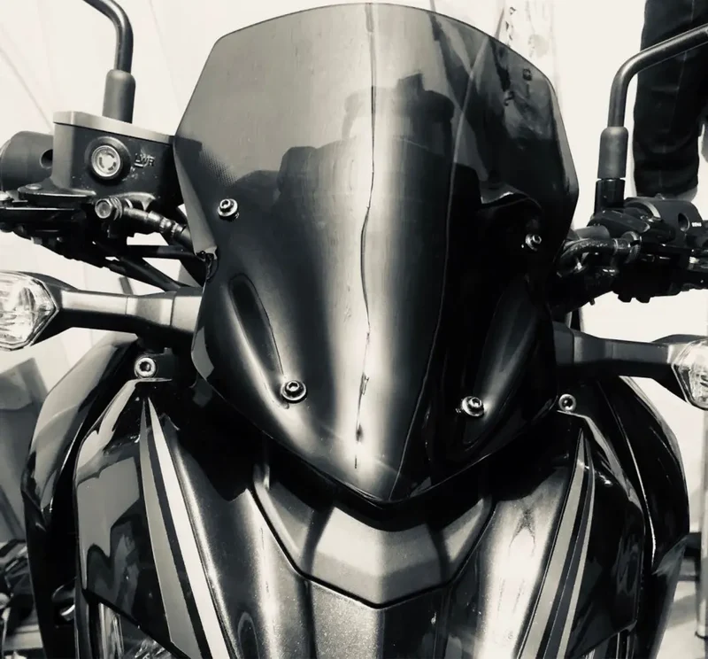 Motorcycle High Quality Windshield WindScreen Smoke Black Screen W/ Bracket Accessories For Kawasaki Z900 2017