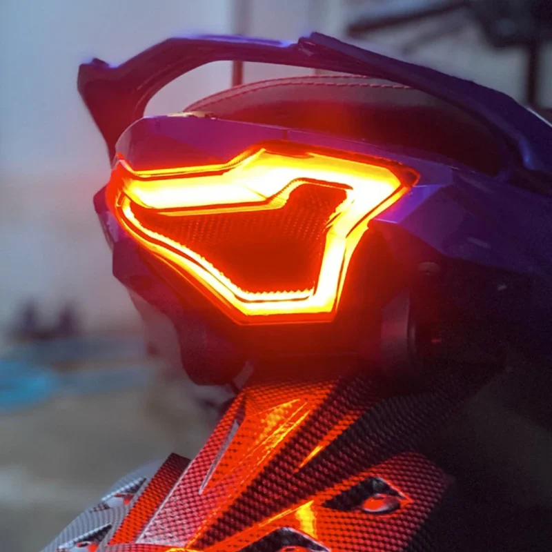 For Yamaha MT03 MT25 YZF R3 R25 Y15ZR MT07 FZ07 Motorcycle LED Taillight Moto Rear Brake Light Indicator Lamp Turn Signals