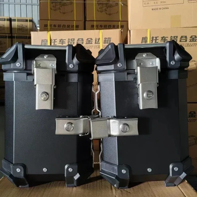 28L Universal Motorcycle Rear Top Box Side Luggage Case Para Motos Storage Trunk Lock Travel Toolbox Aluminum Alloy