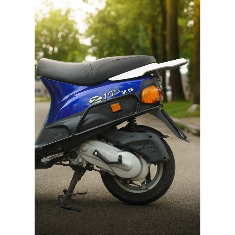 Crashbar arrière Noir Brillant Piaggio Zip Type 3 / SP98 / Fast Rider