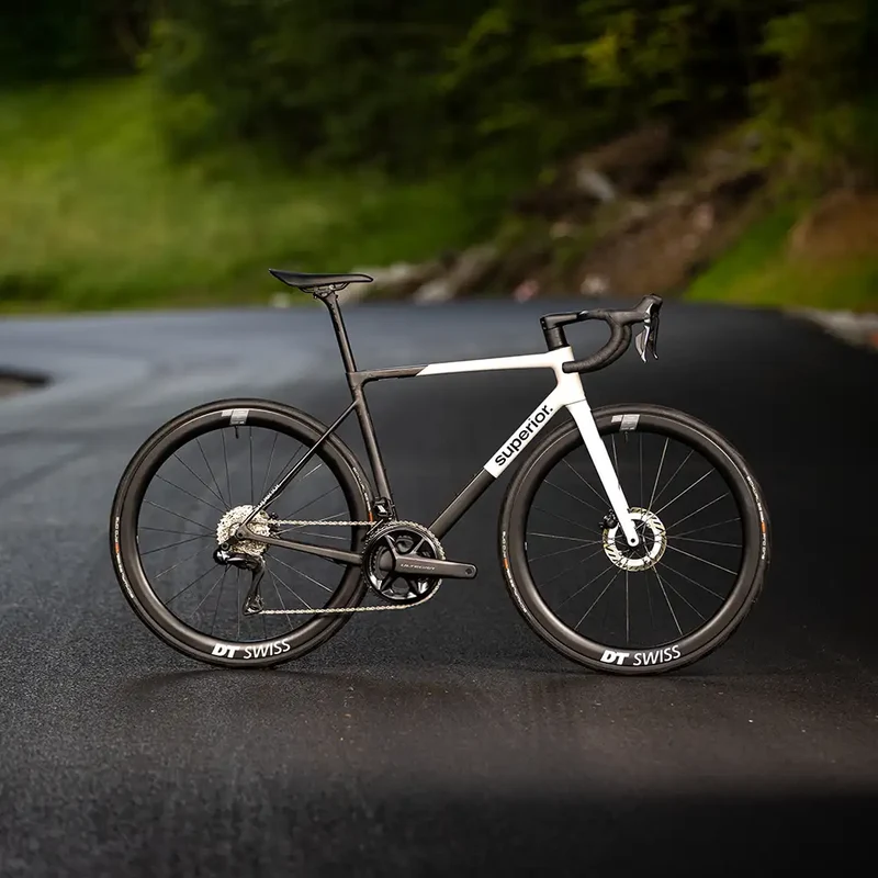 Vélo de route Superior RR 9.6 105 Di2