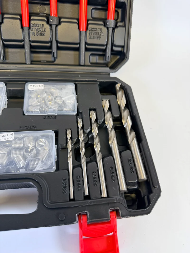 Kit réparation filetage M5 à M12 – 131 pièces