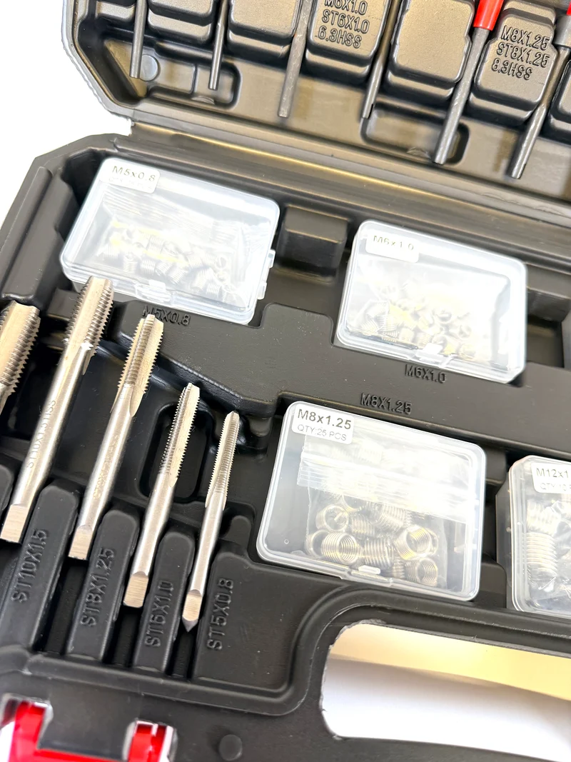 Kit réparation filetage M5 à M12 – 131 pièces