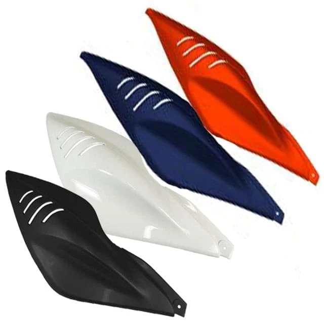 Tapa trasera lateral derecha Yamaha Aerox STR8