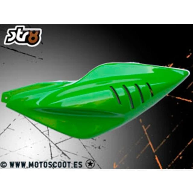 Tapa trasera lateral izquierda Yamaha Aerox STR8