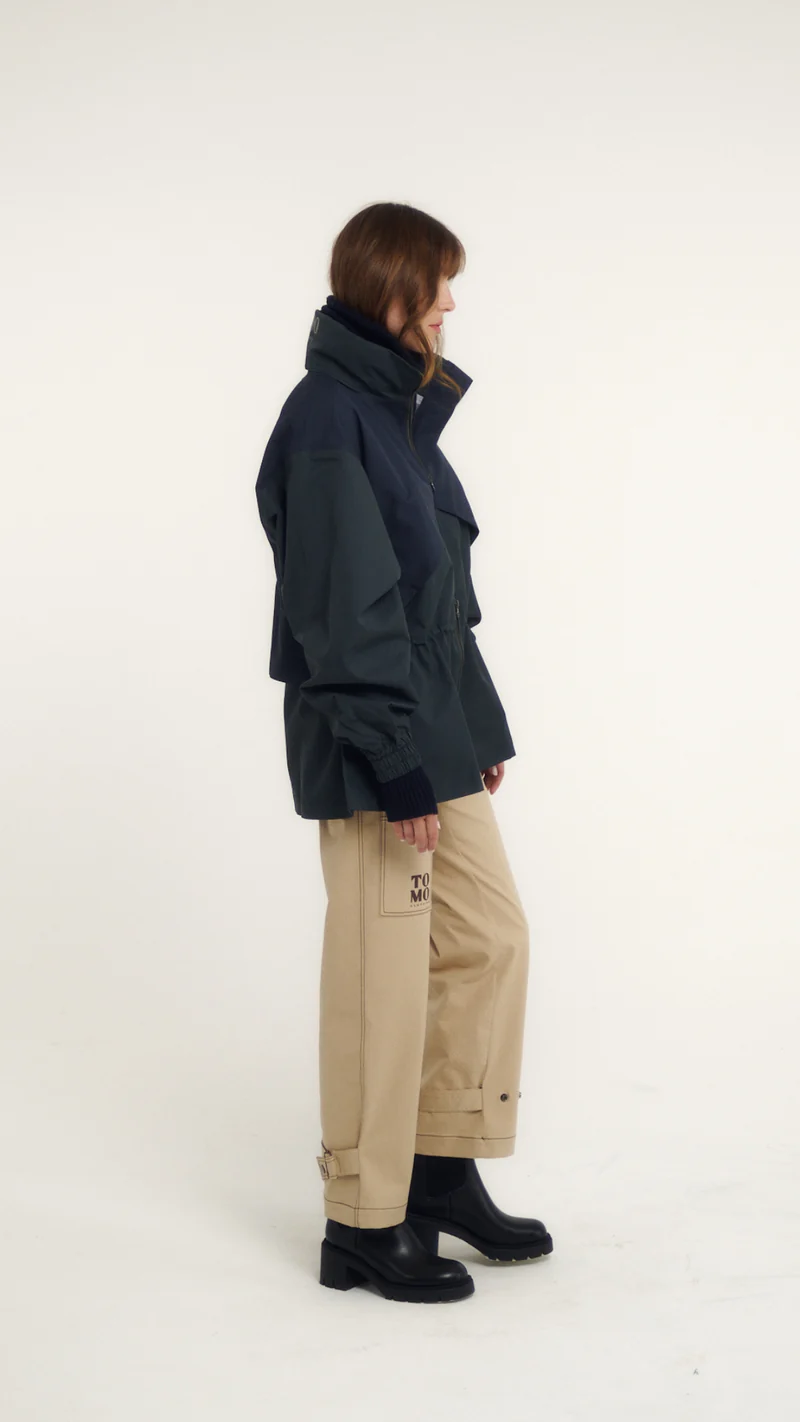 Veste imperméable respirante SASHA 002.