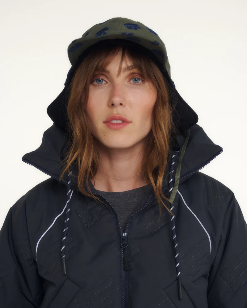 Casquette chaude NÉO 001.