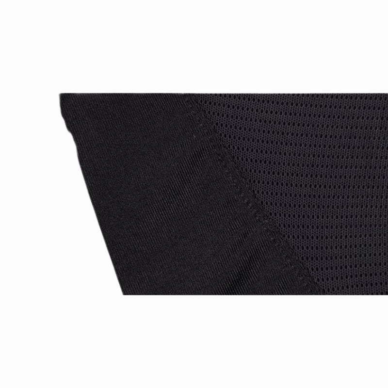 Gilet Pare pierre moto noir et rouge